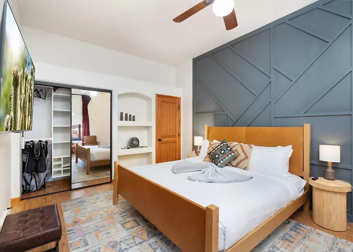 Holiday home Space Views & Sunsets Yours *