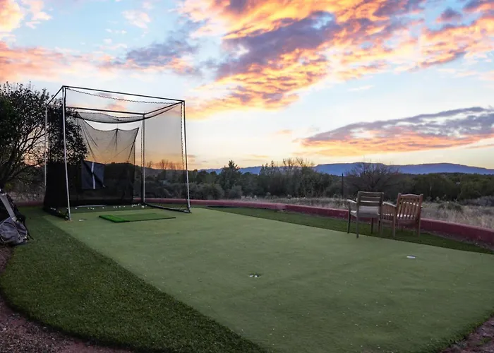 Space Views & Sunsets Yours Holiday home