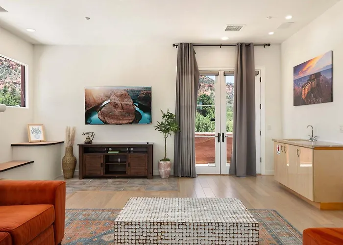 Space Views & Sunsets Yours Holiday home *