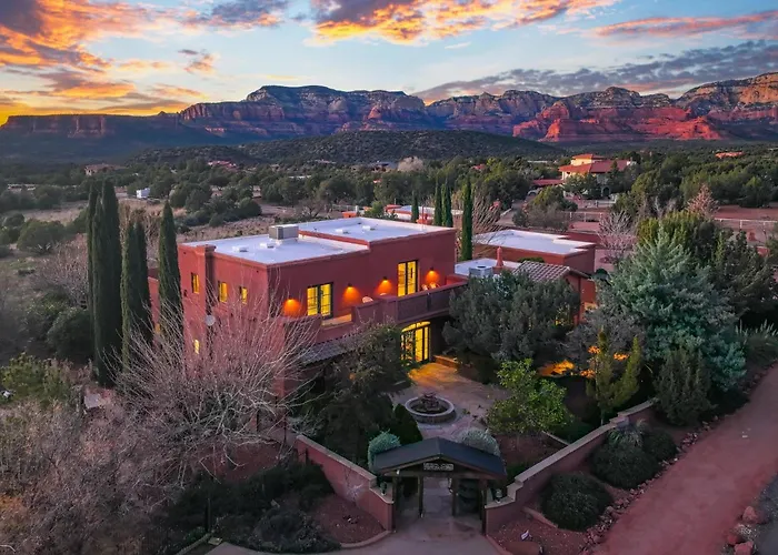 Holiday home Space Views & Sunsets Yours